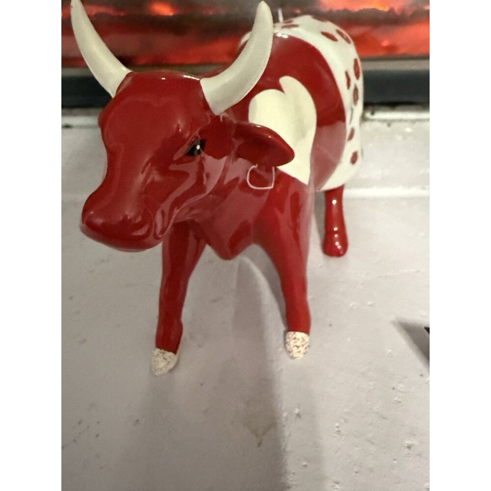 Cow Parade MOOCHO AMOR Figurine #9177 Valentine 2000 Hearts And Lips Vintage - Picture 3 of 7